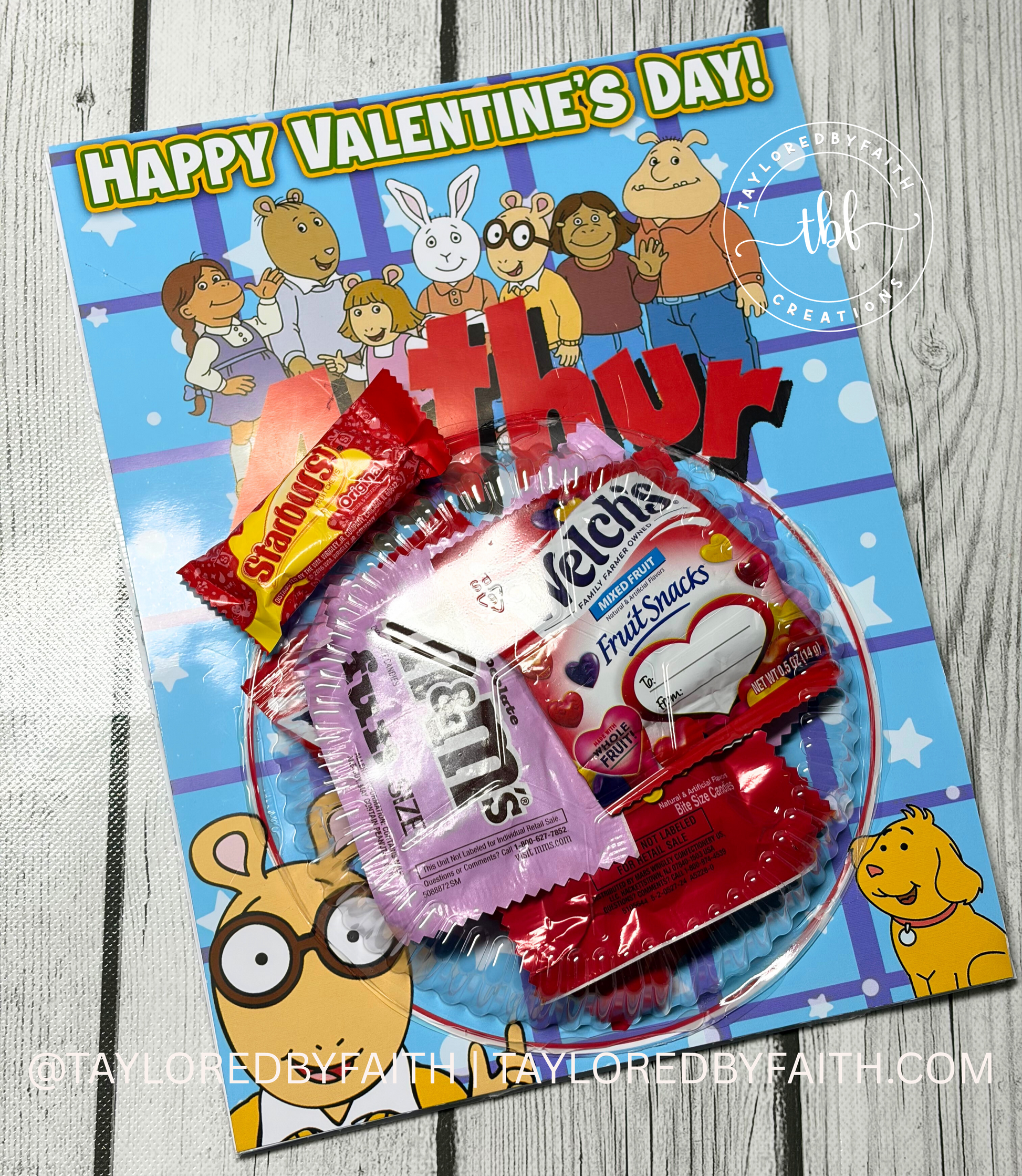 Mini Valentine cards, classroom Valentine cards, kids Valentine cards with candy, Valentine activity cards for kids, personalized Valentine cards for school, teacher Valentine favors, Valentine party favors for kids